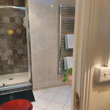 The Old Goathouse Vendégház 4*